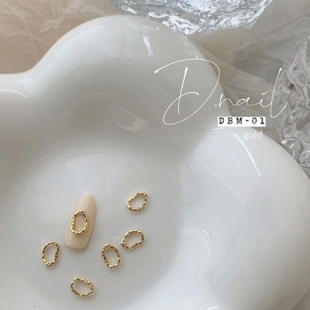 D. Nail deco parts DBM -01 Gold