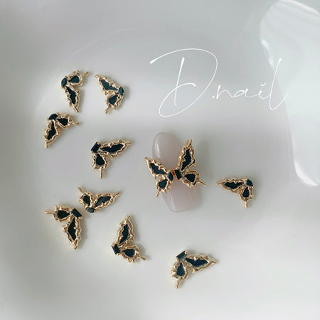 D. Nail Black Half Butterfly Gold 2P