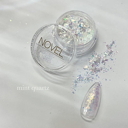 NOVEL FANCY AURORA FLAKE (MINT QUARTZ) Novel Funk Sea Aurora Flake (Mint Quartz) 0.2g