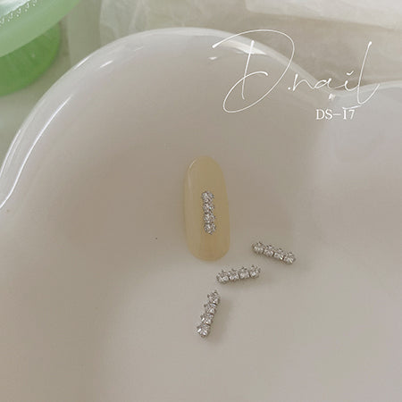 D. Nail Jewelry Bijou Parts DS -17 Crystal Line