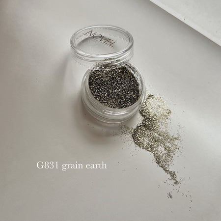 ◆ NOVEL G831 Matte grain glitter grain earth 1.2g Novel Matte Grain Glitter Grain Earth