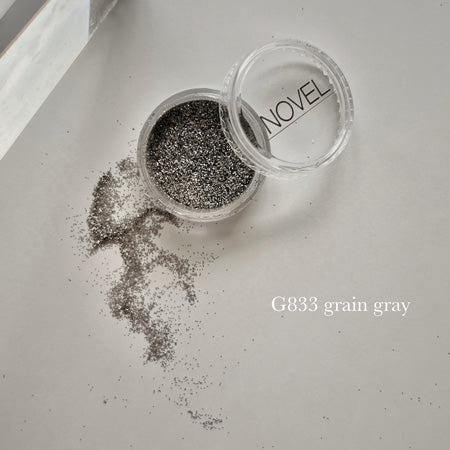 ◆ NOVEL G833 Matte grain glitter grain gray 0.95g Novel Matte Grain Glitter Grain Gray
