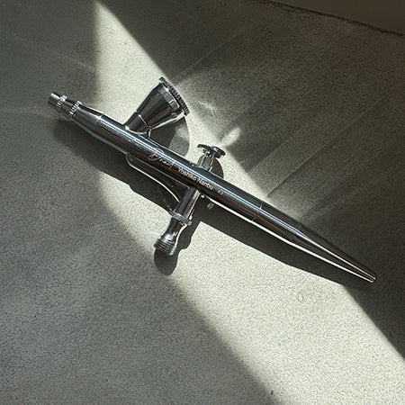 D. Nail x Yoshiko Nanbu Compact Airbrush Handpiece 0.2 Silver