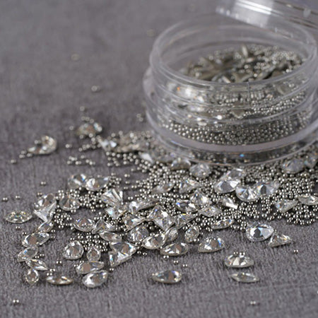 D. nail Arrange Stone Clear